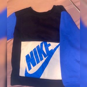 NIKE sweatshirt